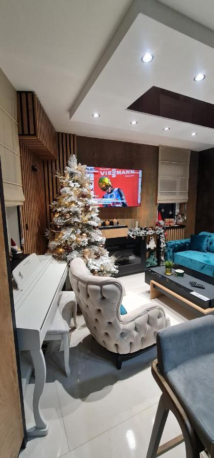 Design Apartment Platinium Spa Lux 5 Star "Havana" Completely Private Wellness & Spa Free Included Sauna & Jacuzzi & Salt Wall & Fire Place & 3D Ceilings & Business Wifi & Netflix & Keyless Code Entry & Full Smart App & Secure 2 Parking Place Ćuprija Dış mekan fotoğraf