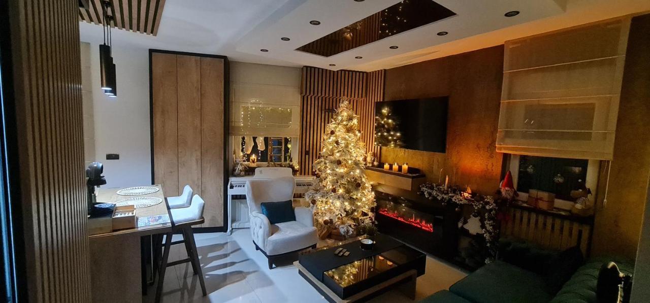 Design Apartment Platinium Spa Lux 5 Star "Havana" Completely Private Wellness & Spa Free Included Sauna & Jacuzzi & Salt Wall & Fire Place & 3D Ceilings & Business Wifi & Netflix & Keyless Code Entry & Full Smart App & Secure 2 Parking Place Ćuprija Dış mekan fotoğraf