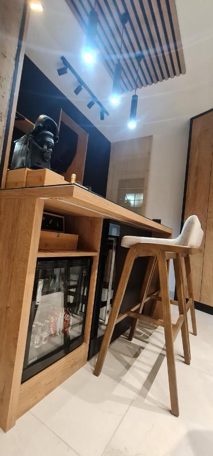 Design Apartment Platinium Spa Lux 5 Star "Havana" Completely Private Wellness & Spa Free Included Sauna & Jacuzzi & Salt Wall & Fire Place & 3D Ceilings & Business Wifi & Netflix & Keyless Code Entry & Full Smart App & Secure 2 Parking Place Ćuprija Dış mekan fotoğraf