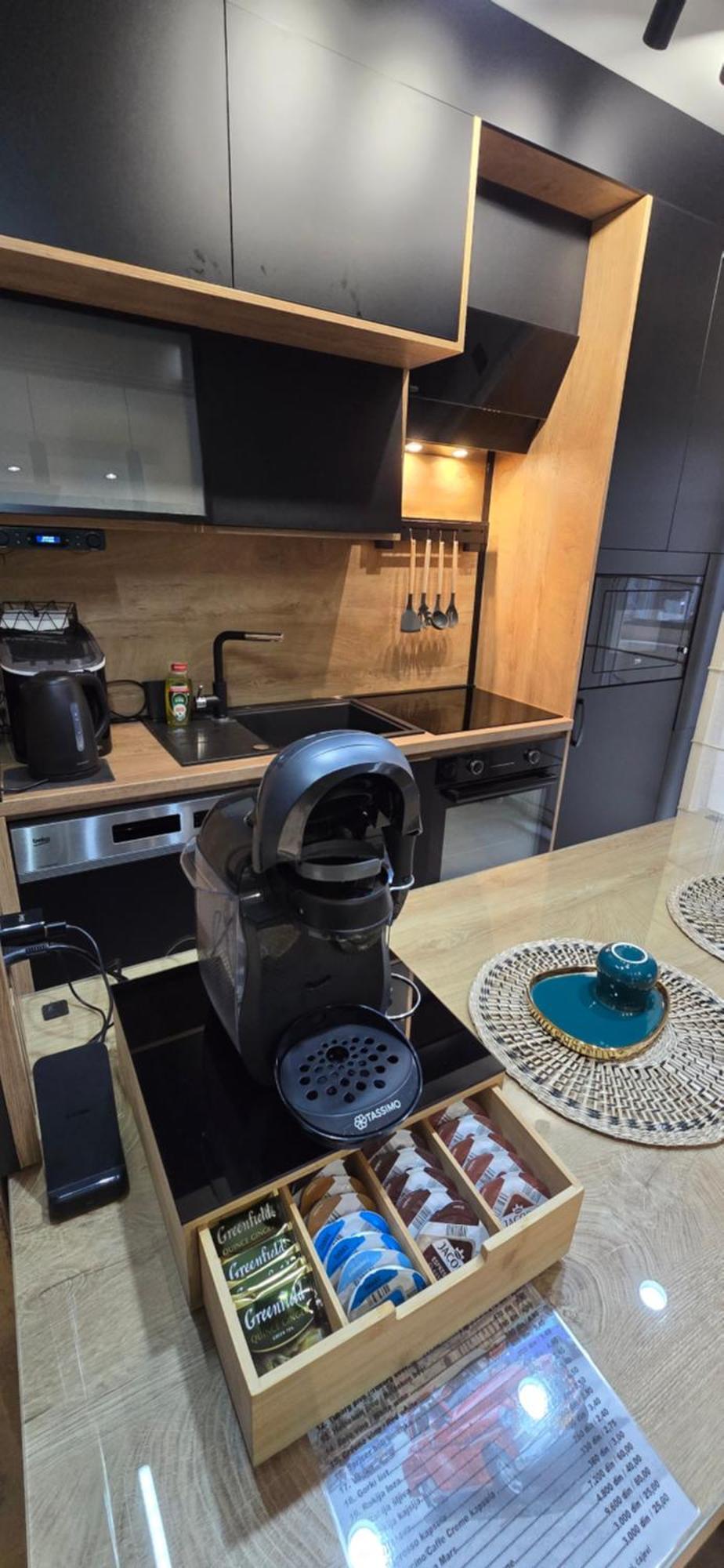 Design Apartment Platinium Spa Lux 5 Star "Havana" Completely Private Wellness & Spa Free Included Sauna & Jacuzzi & Salt Wall & Fire Place & 3D Ceilings & Business Wifi & Netflix & Keyless Code Entry & Full Smart App & Secure 2 Parking Place Ćuprija Dış mekan fotoğraf