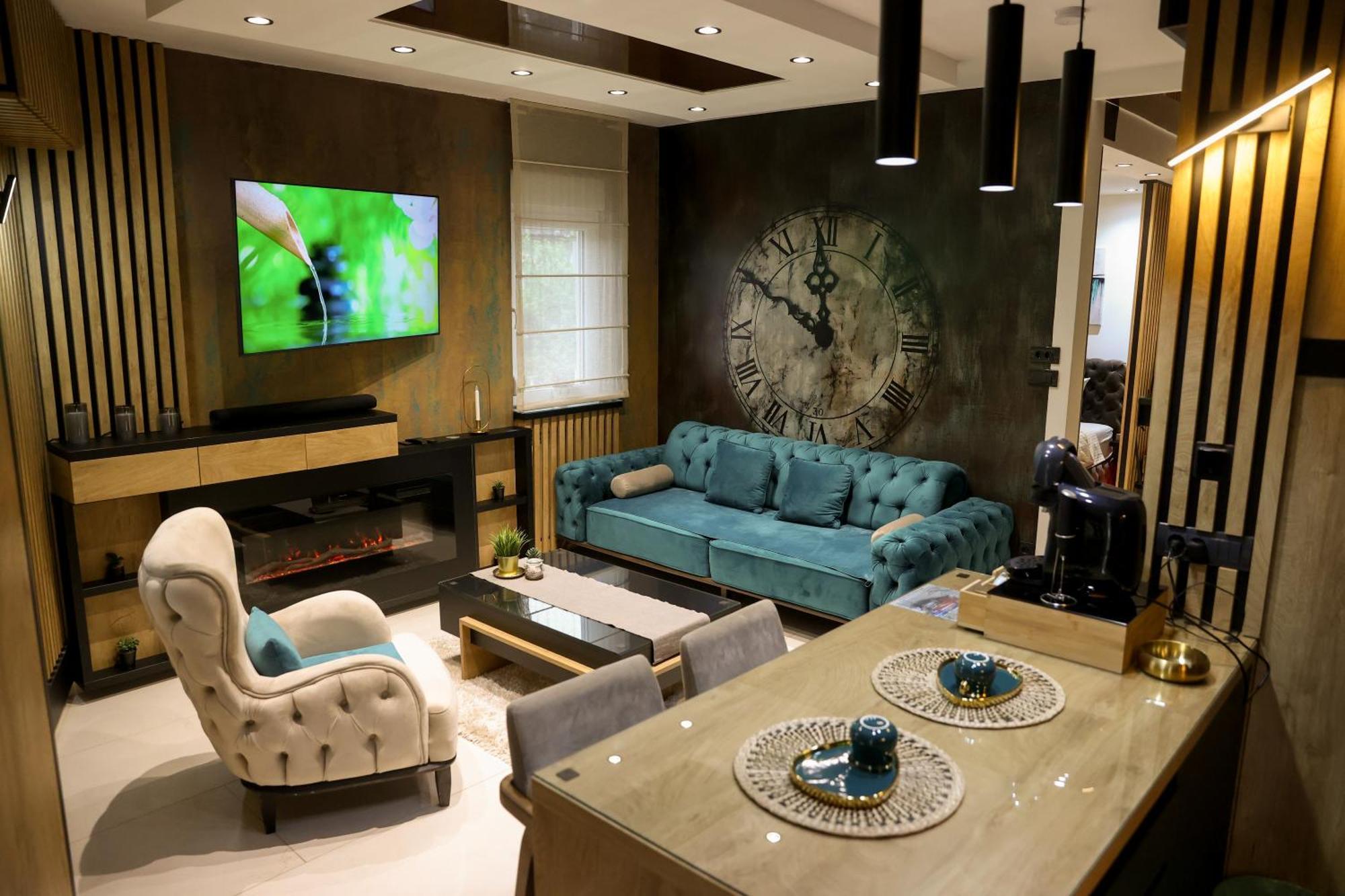 Design Apartment Platinium Spa Lux 5 Star "Havana" Completely Private Wellness & Spa Free Included Sauna & Jacuzzi & Salt Wall & Fire Place & 3D Ceilings & Business Wifi & Netflix & Keyless Code Entry & Full Smart App & Secure 2 Parking Place Ćuprija Dış mekan fotoğraf